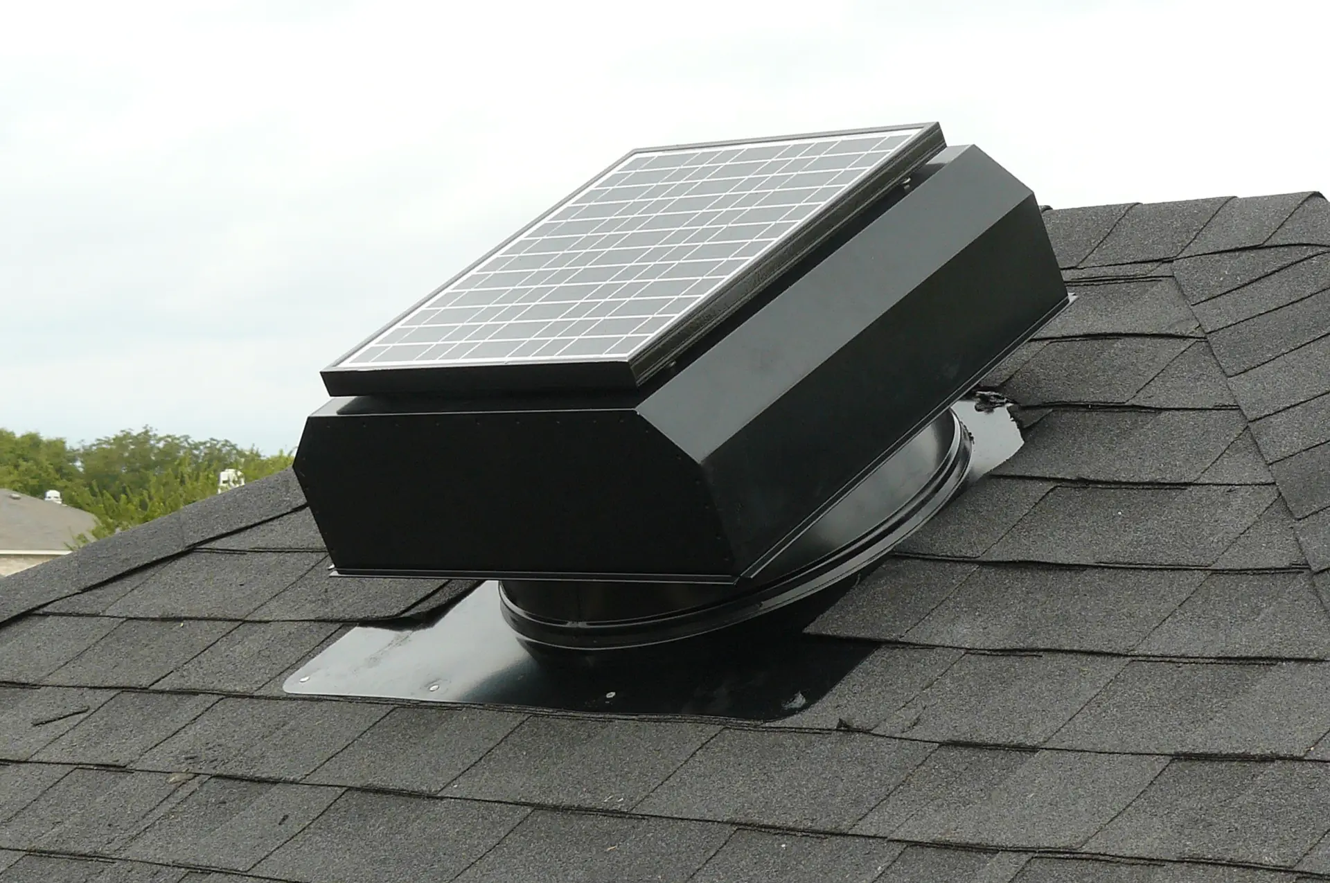 Read more about the article The Importance of Proper Attic Ventilation and Why Solar Attic Fans Are the Best Option