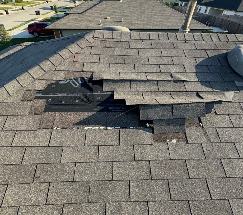 roof-insurance-claim-leander